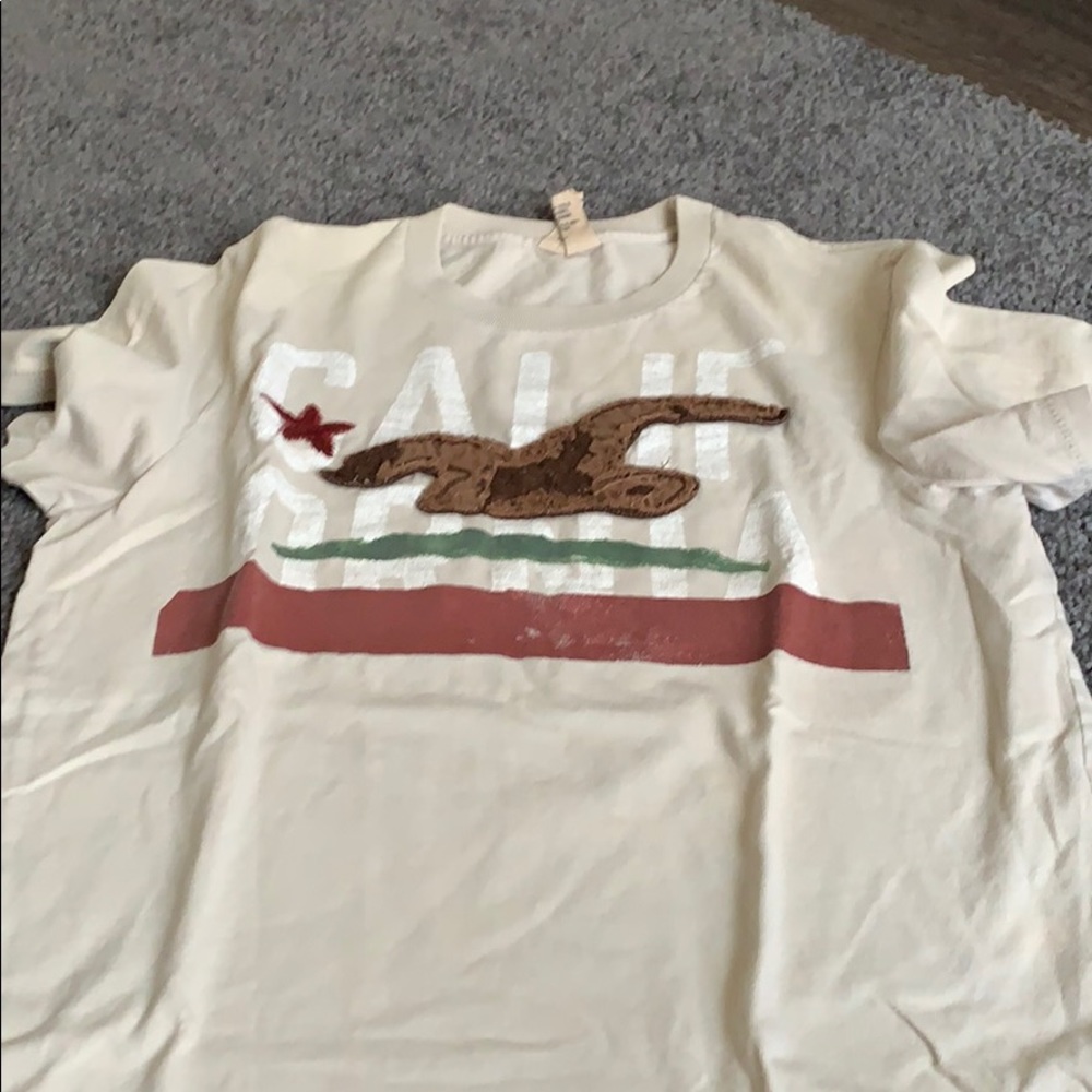 Hollister Tee